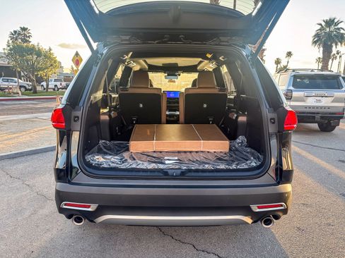 New 2026 Toyota Grand Highlander AWD Hybrid image 13