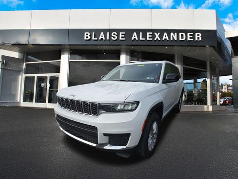Used 2025 Jeep Grand Cherokee L Laredo w/ Luxury Tech Group I AWD/4WD image 8