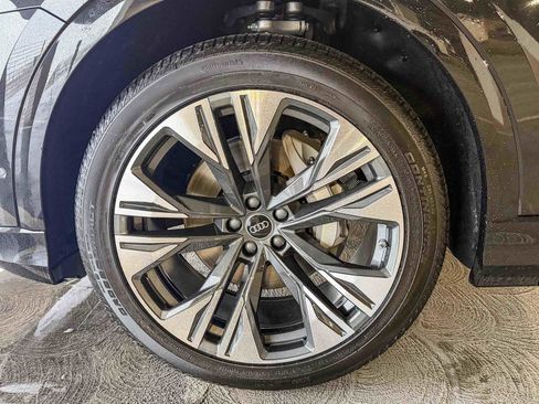 New 2026 Audi Q8 Premium Plus image 14