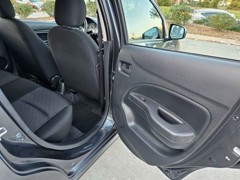 Used 2024 Mitsubishi Mirage ES image 28