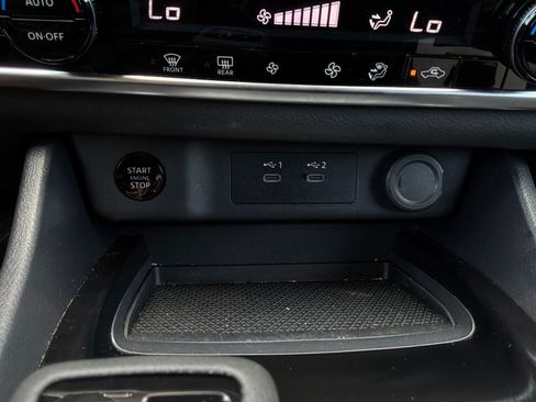 Used 2026 Nissan Rogue SV FWD image 25