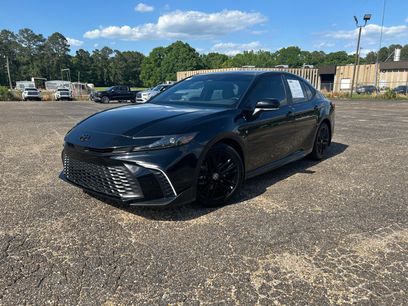 Used 2025 Toyota Camry SE