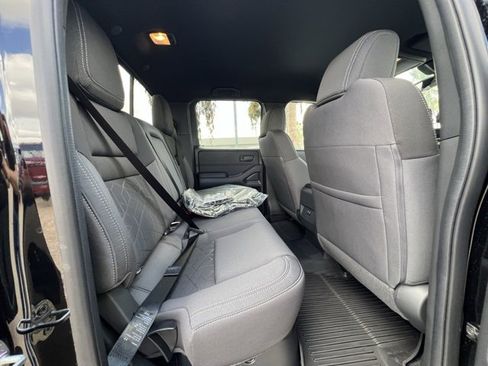 New 2026 Nissan Frontier SV image 6