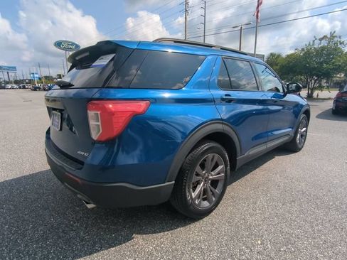 Certified 2023 Ford Explorer XLT w/ Equipment Group 202A AWD/4WD image 5