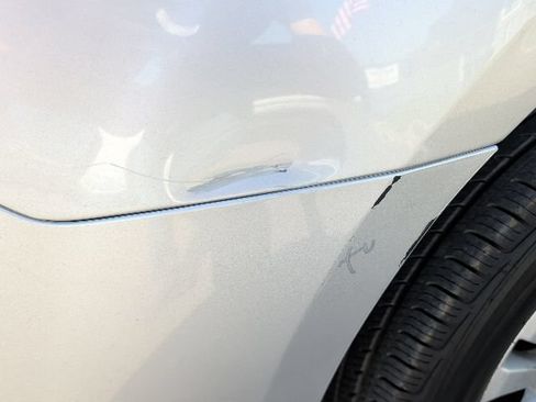 Used 2016 Chevrolet Equinox LS FWD image 6