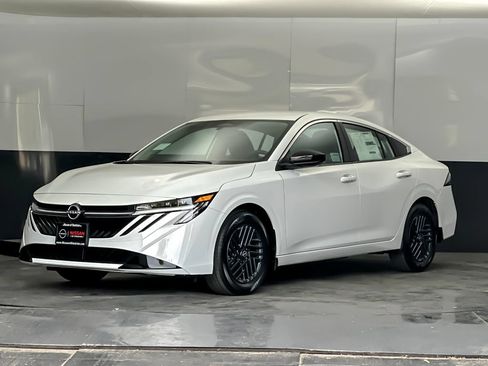 Used 2026 Nissan Sentra SV w/ SV Convenience Package FWD image 7