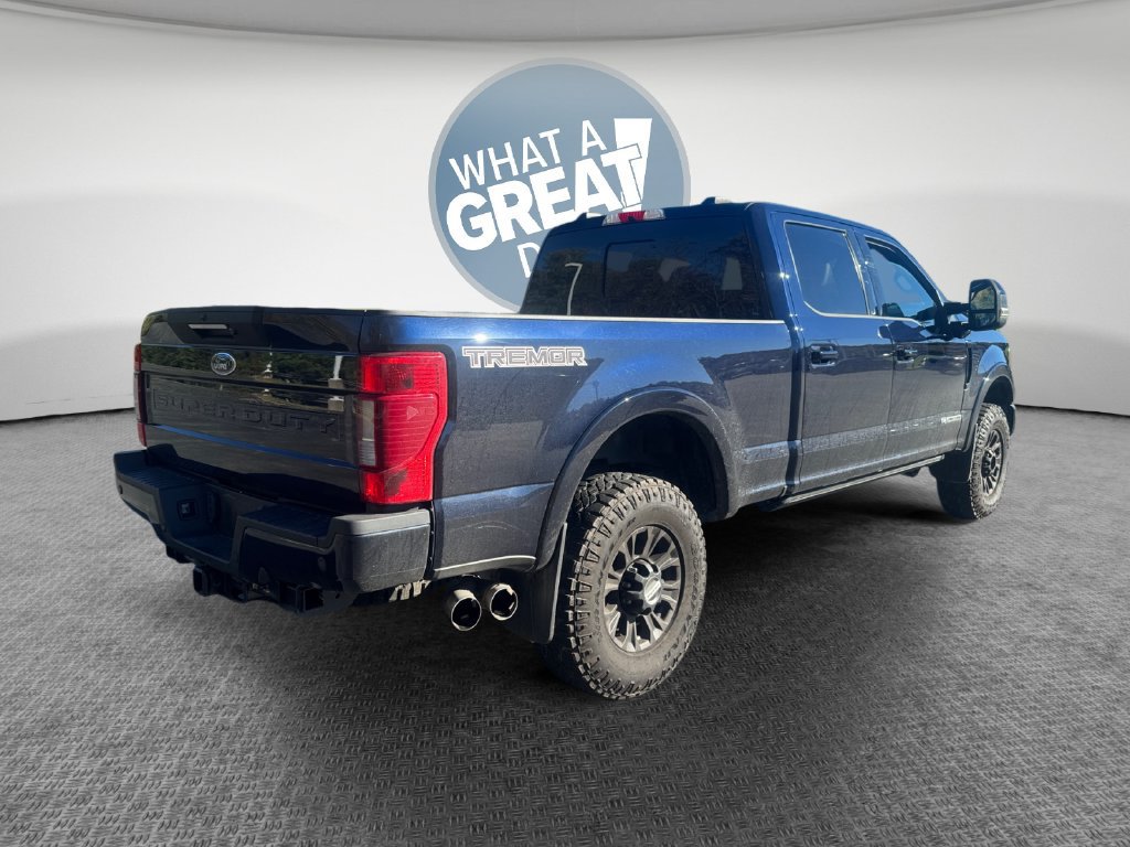 Used 2022 Ford F350 Lariat w/ Tremor Off-Road Package AWD/4WD image 3