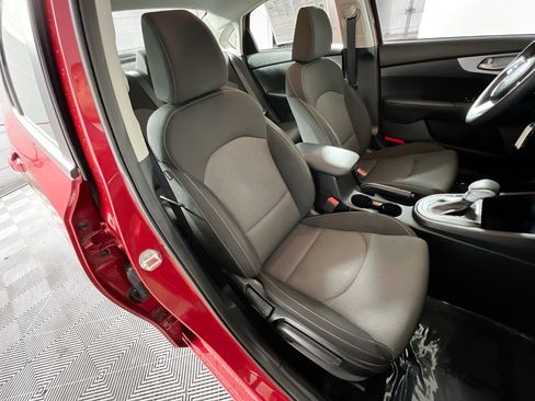 Used 2024 Kia Forte LXS image 30