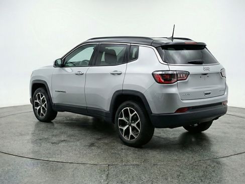Used 2025 Jeep Compass Limited AWD/4WD image 6