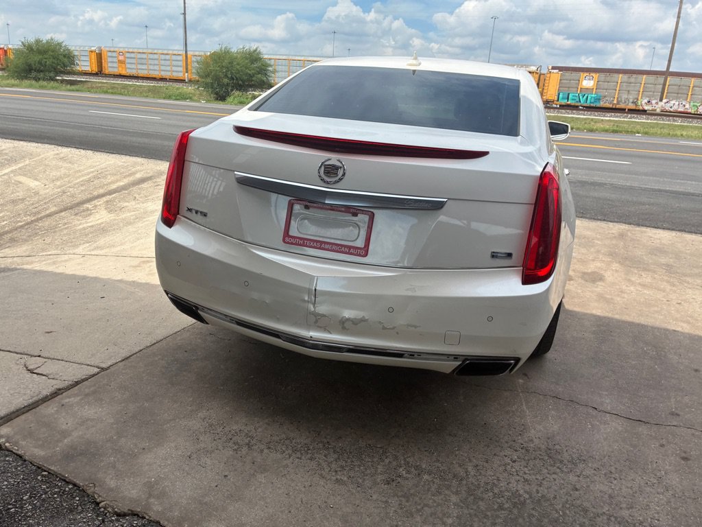 Used 2013 Cadillac XTS Platinum FWD image 8