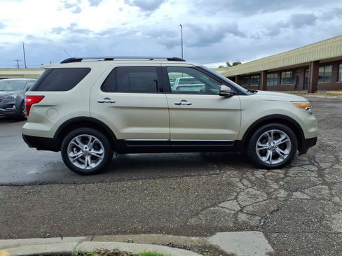 Used 2011 Ford Explorer Limited w/ 301A Rapid Spec Order Code AWD/4WD image 6