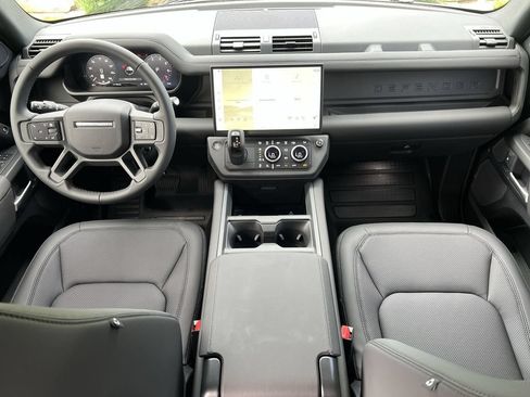 Used 2026 Land Rover Defender 110 S AWD/4WD image 12