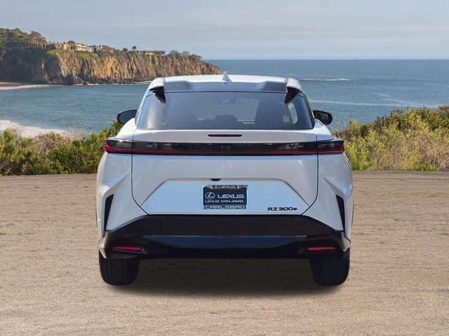 Used 2025 Lexus RZ 300e FWD image 6
