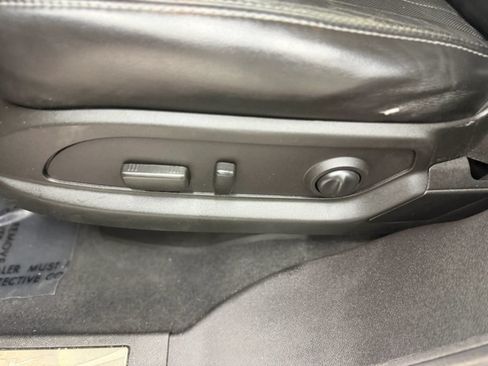 Used 2013 Buick Enclave Premium AWD/4WD image 24
