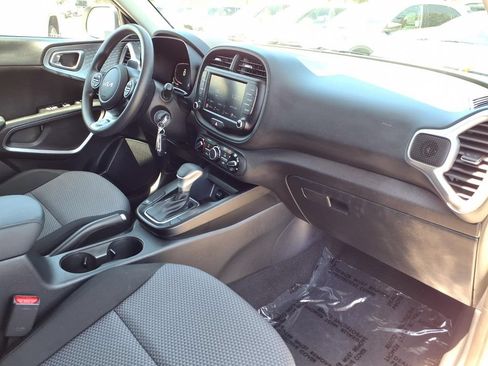 Certified 2024 Kia Soul LX w/ Option Group 015 FWD image 14