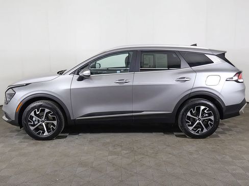 Used 2024 Kia Sportage EX AWD/4WD image 17