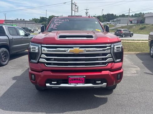 Used 2024 Chevrolet Silverado 3500 High Country w/ High Country Premium Package AWD/4WD image 4