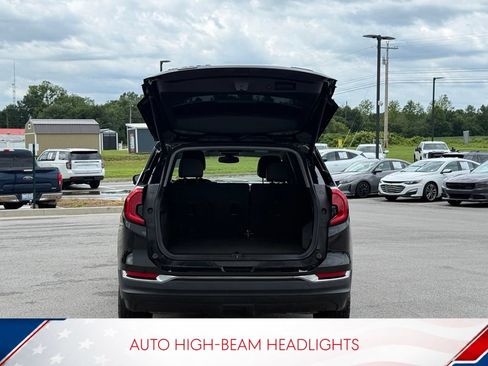 Used 2023 GMC Terrain AT4 AWD/4WD image 10