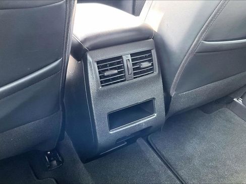 Used 2023 Mitsubishi Outlander SE AWD/4WD image 34