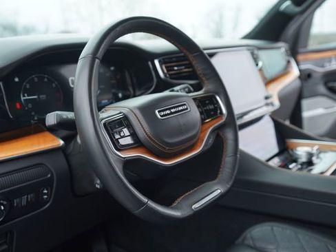 Used 2024 Jeep Grand Wagoneer L Series III image 31