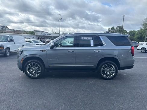 New 2026 GMC Yukon Elevation w/ Elevation Premium Package AWD/4WD image 19