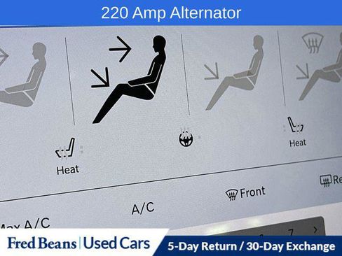 Certified 2022 Chrysler Pacifica Touring-L w/ Uconnect Theater Family Group image 22