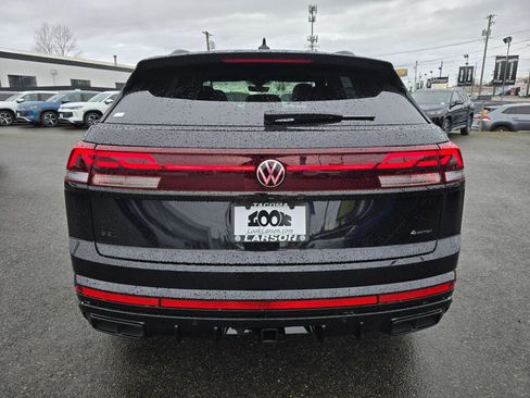 New 2026 Volkswagen Atlas Cross Sport SEL R-Line image 5