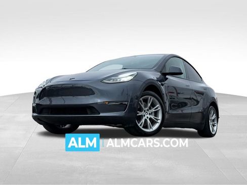 Used 2023 Tesla Model Y AWD image 1