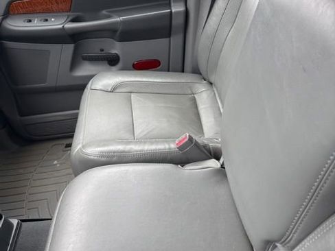 Used 2007 Dodge Ram 2500 Truck Laramie AWD/4WD image 6