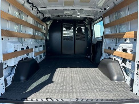 Used 2024 Ford Transit 250 Low Roof w/ Exterior Upgrade Package image 10