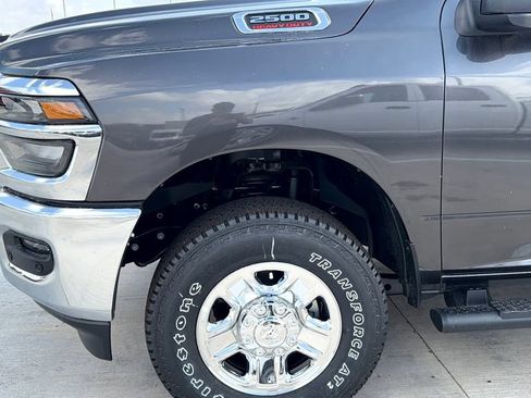New 2026 RAM 2500 Tradesman AWD/4WD image 9