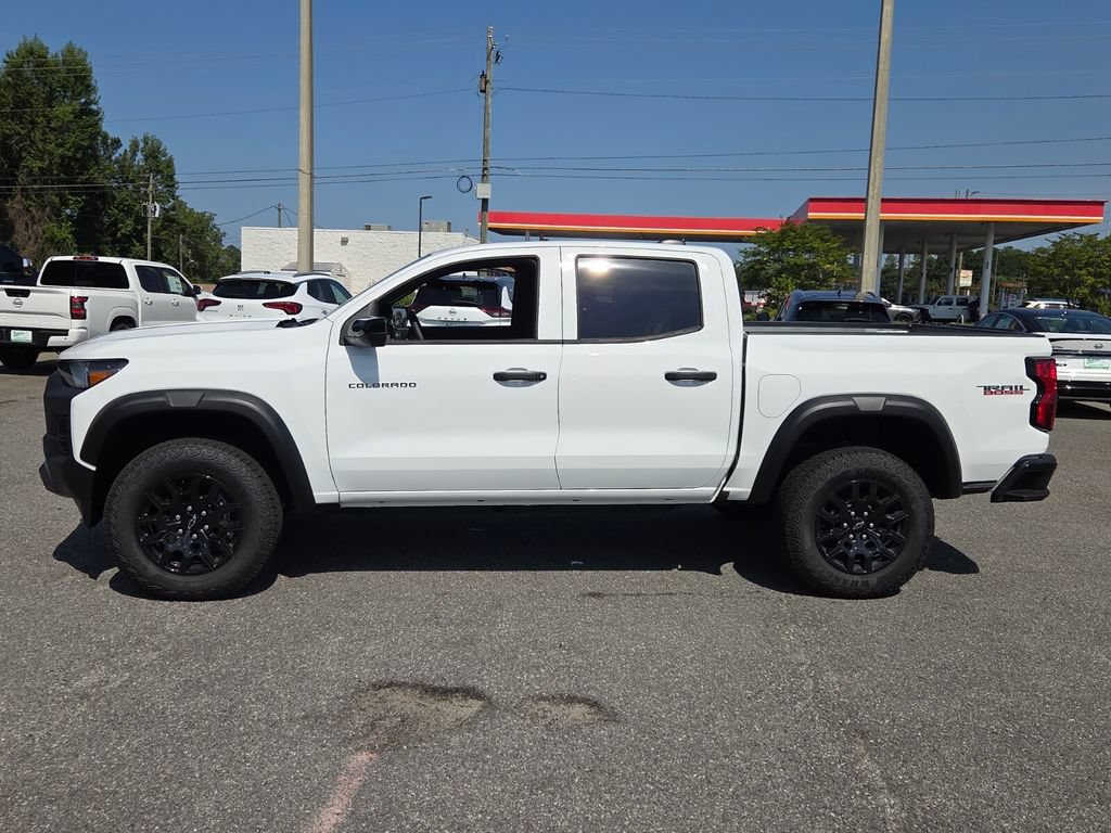 New 2026 Chevrolet Colorado Trail Boss AWD/4WD image 2