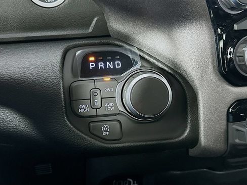 New 2026 RAM 1500 Express AWD/4WD image 12