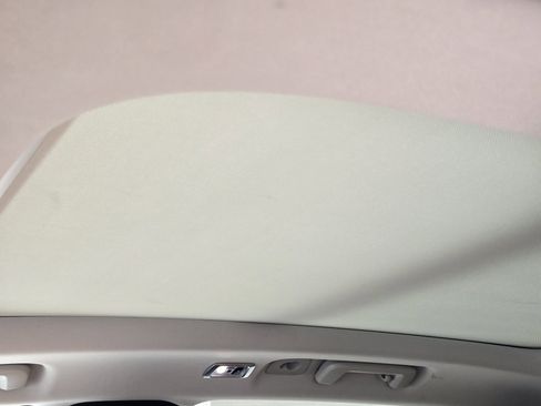 Used 2016 Volvo XC90 T6 Momentum w/ Momentum Plus Package image 36