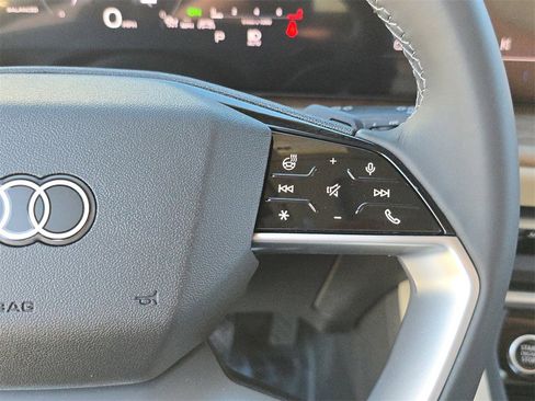 New 2025 Audi Q5 2.0T Premium Plus image 21