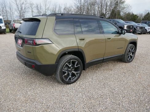 New 2026 Jeep Cherokee Overland w/ Trailer Tow Group image 4