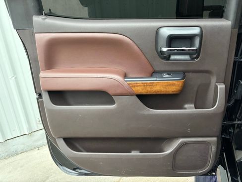 Used 2016 Chevrolet Silverado 2500 High Country w/ High Country Premium Package image 28