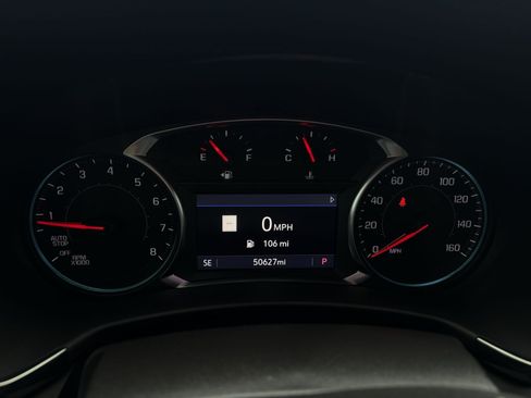 Used 2022 Chevrolet Equinox RS w/ Infotainment Package AWD/4WD image 17