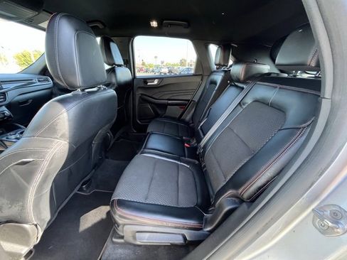 Used 2023 Ford Escape ST-Line w/ Tech Pack #1 image 9