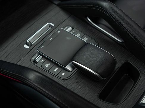 Used 2022 Mercedes-Benz GLE 350 4MATIC image 24