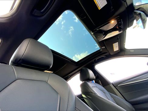 Used 2022 BMW 540i w/ Executive Package image 13