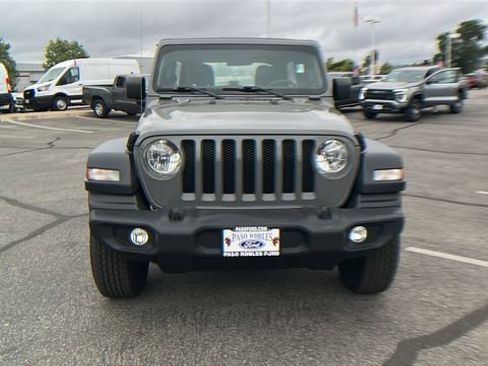 Used 2023 Jeep Wrangler Sport image 8