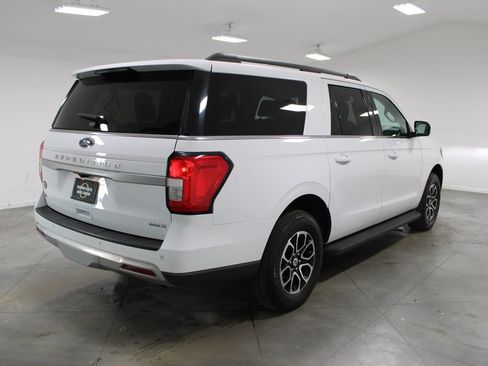 Certified 2024 Ford Expedition Max XLT image 9