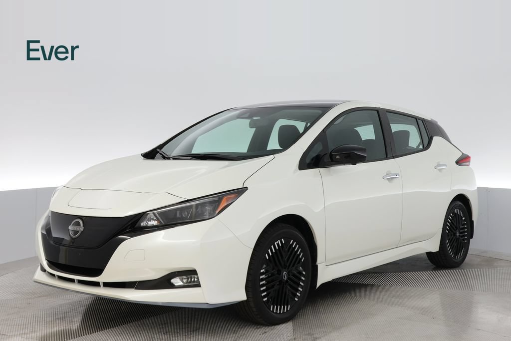 Used 2025 Nissan Leaf SV Plus FWD image 2