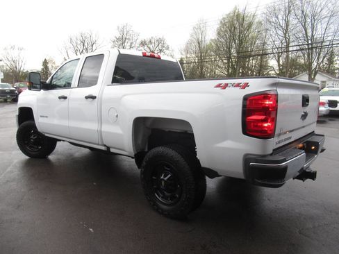 Used 2019 Chevrolet Silverado 2500 W/T image 12