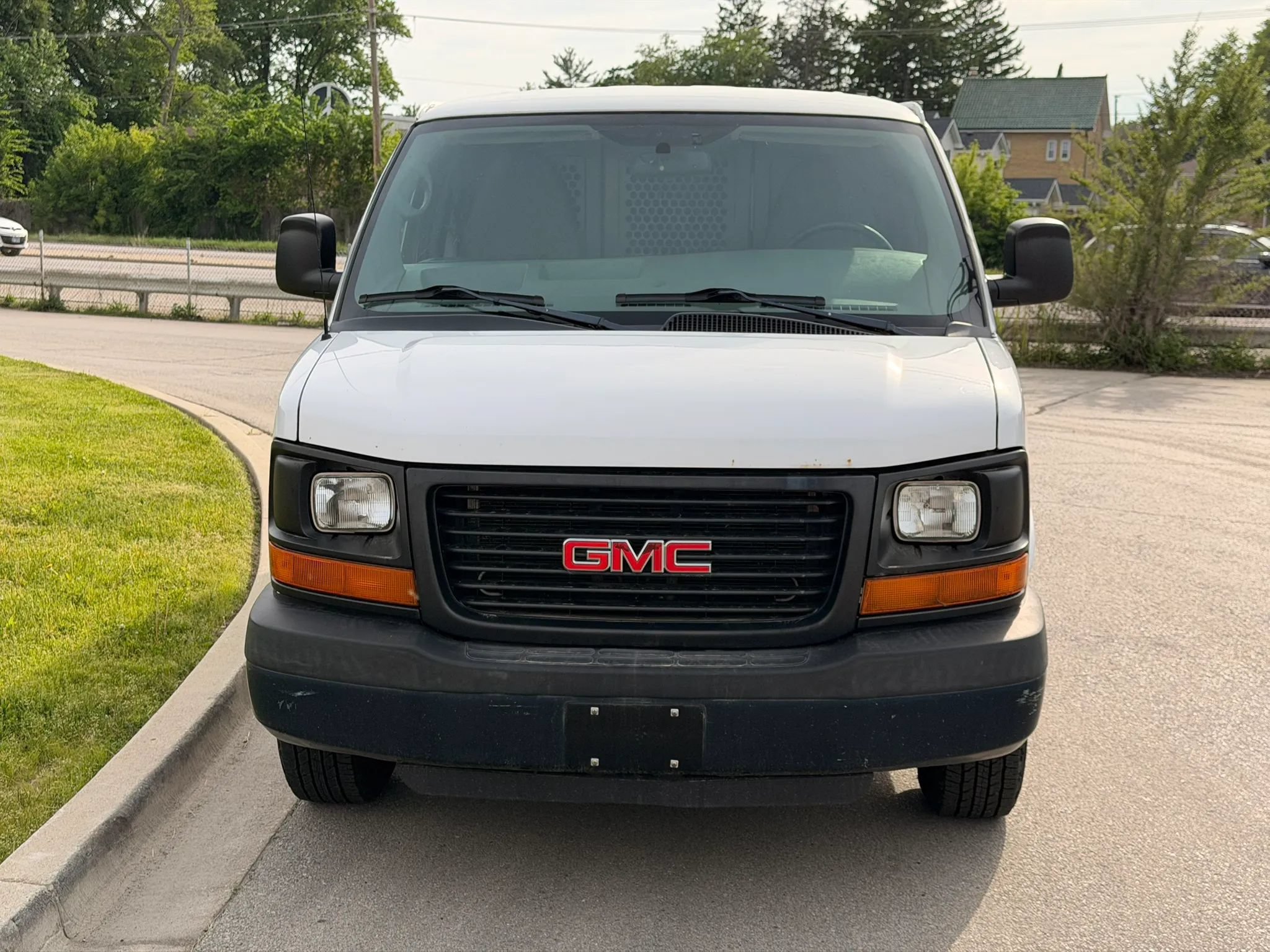 Used 2015 GMC Savana 2500 RWD image 8