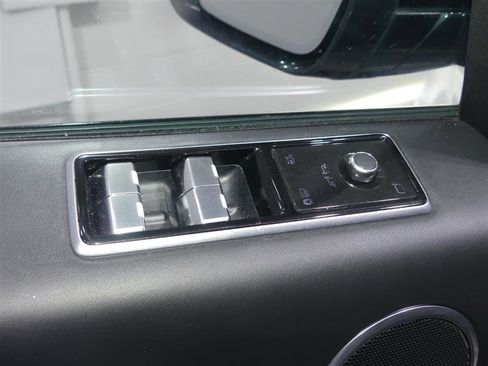 Used 2019 Land Rover Range Rover Sport HST AWD/4WD image 19