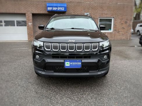 Used 2022 Jeep Compass Latitude AWD/4WD image 2