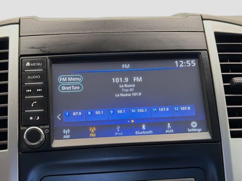 Used 2019 Nissan Frontier SV image 9