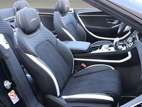 Used 2025 Bentley Continental GT Speed AWD/4WD image 19